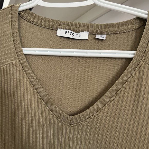 Ribbed T-Shirt Vero Moda - Picture 2 of 2